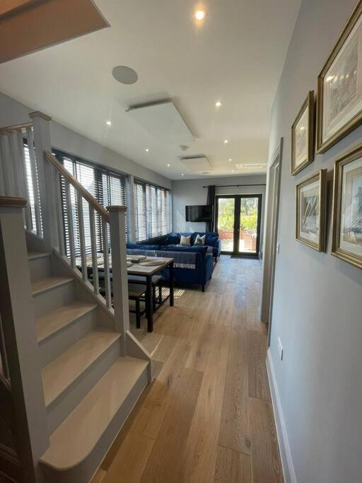 The Carriage House Villa ซอลส์บรี ภายนอก รูปภาพ