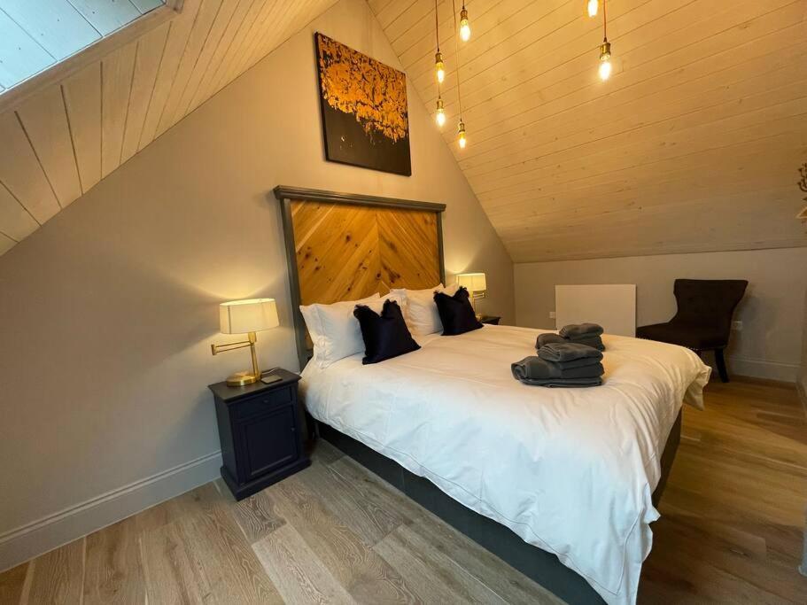 The Carriage House Villa ซอลส์บรี ภายนอก รูปภาพ
