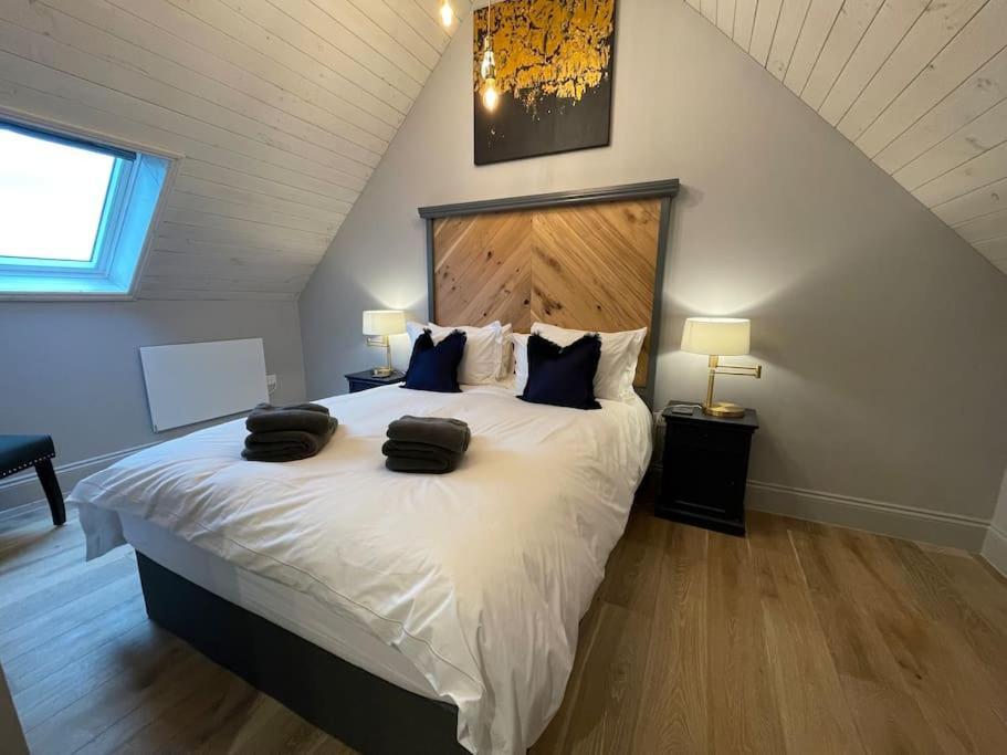 The Carriage House Villa ซอลส์บรี ภายนอก รูปภาพ
