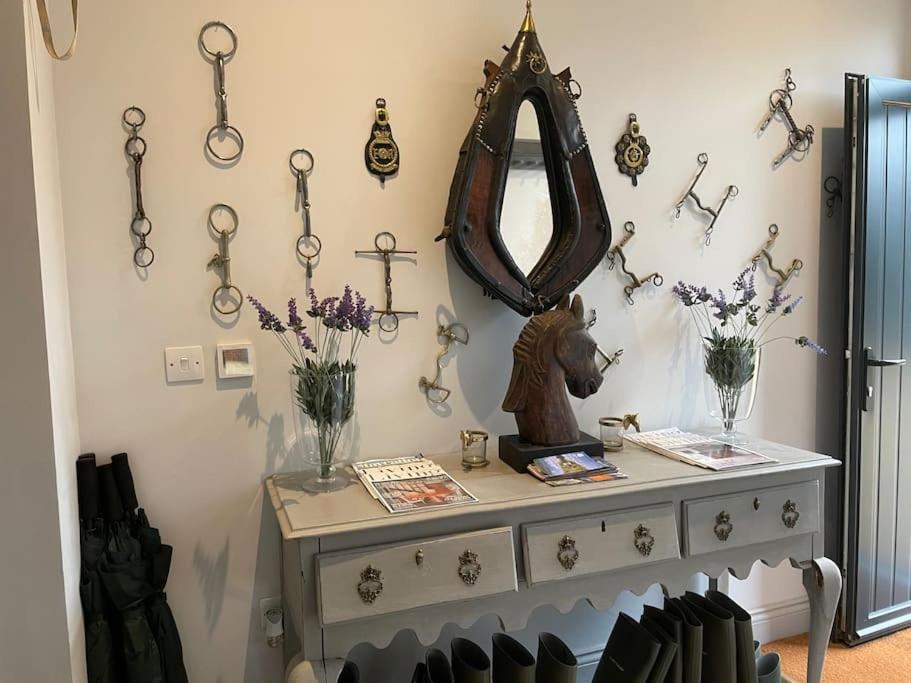 The Carriage House Villa ซอลส์บรี ภายนอก รูปภาพ